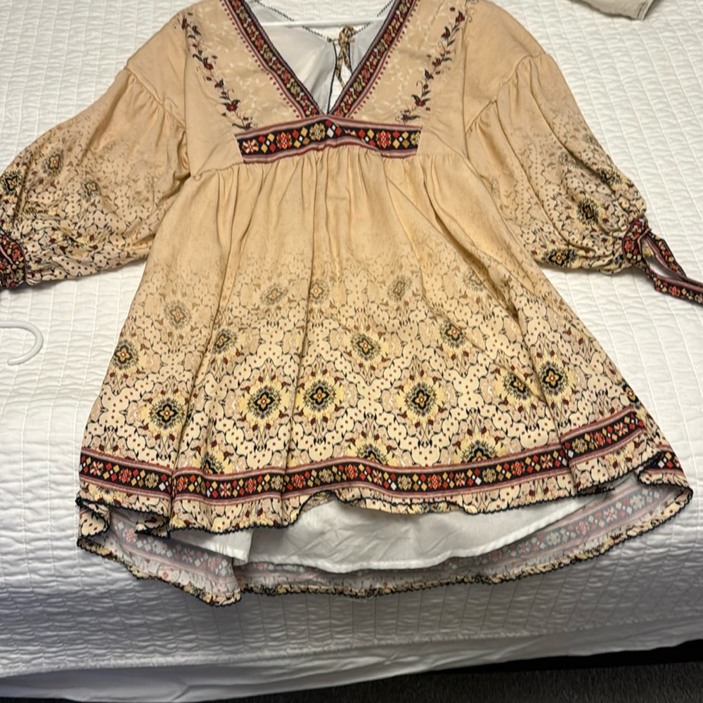 Summer dress Aguas benditas. Used once